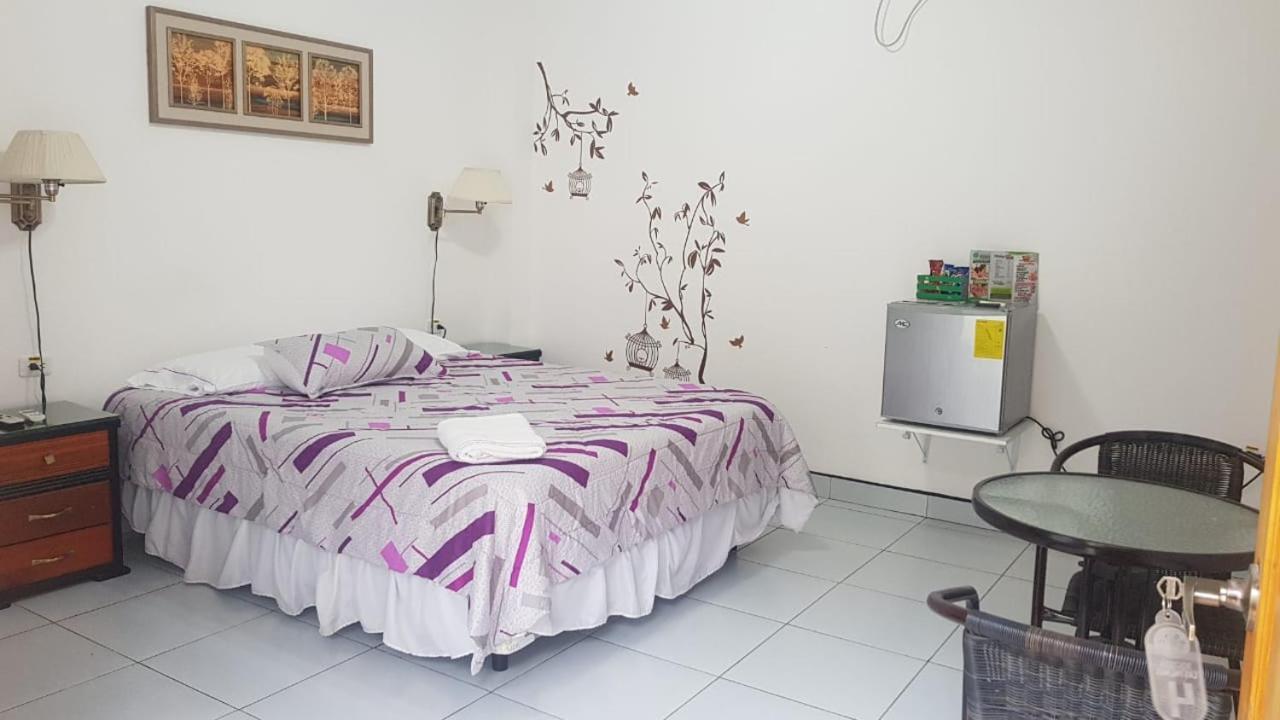 Hotel Las Palmas Esmeraldas Zewnętrze zdjęcie