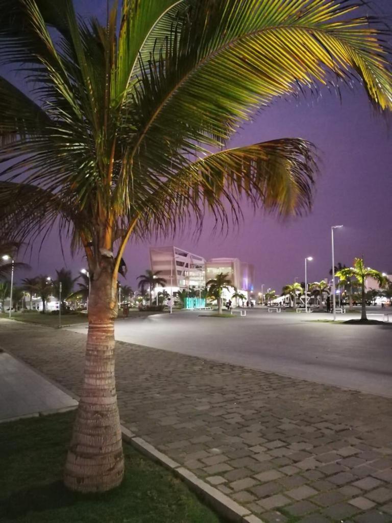 Hotel Las Palmas Esmeraldas Zewnętrze zdjęcie